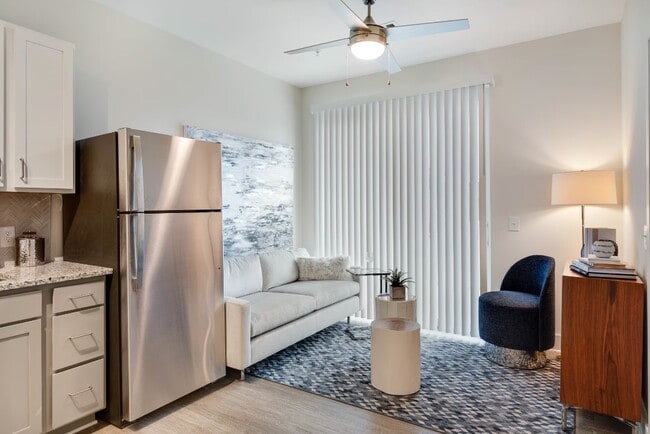 Building Photo - Pearl Flats