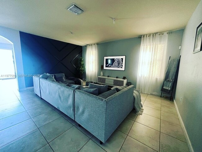 Foto del edificio - 3473 W 86th Terrace