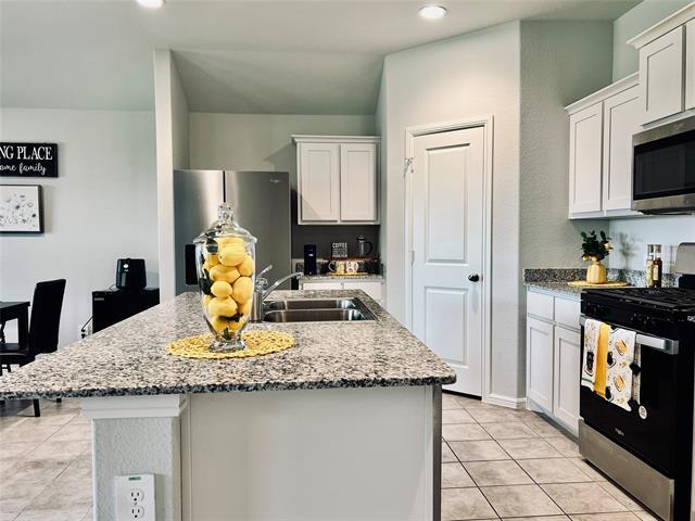 Foto del edificio - 636 Mount Vis Ln
