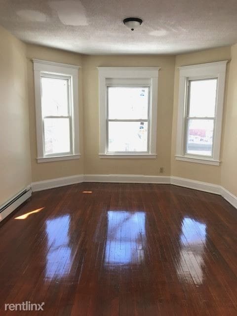 Building Photo - 2 br, 1 bath  - 167 Scranton St Fl 2
