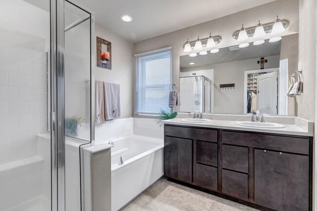 Foto del edificio - 6354 Suncroft Ln