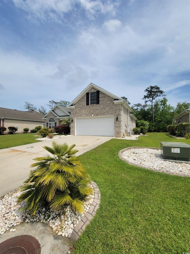 Building Photo - 125 Dowenbury Dr
