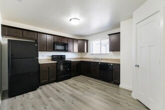 Building Photo - 21155 Gosling Rd