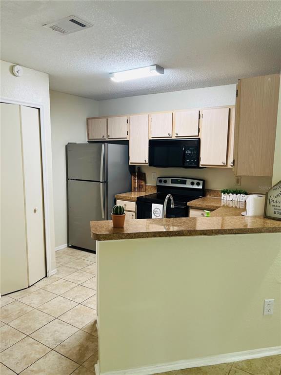 Foto del edificio - 3705 SW 27th St