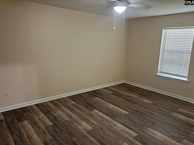 Foto del edificio - 105 Crestland Dr