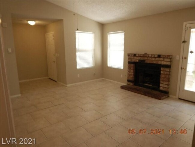 Building Photo - COMING SOON - Ready no later than Mid-June