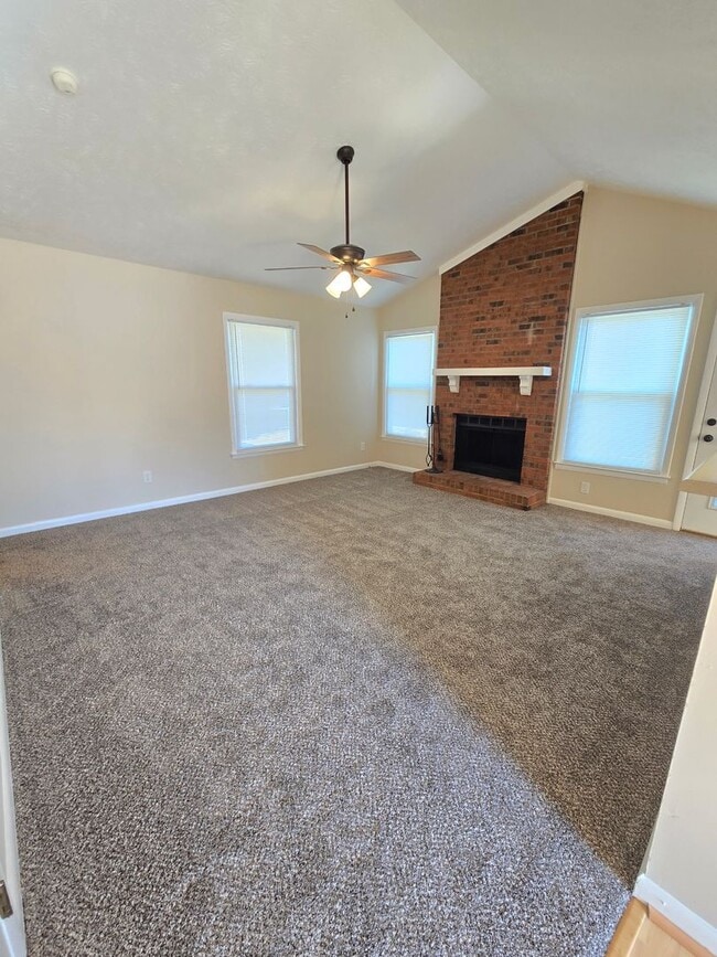 Foto del edificio - Cozy home for rent