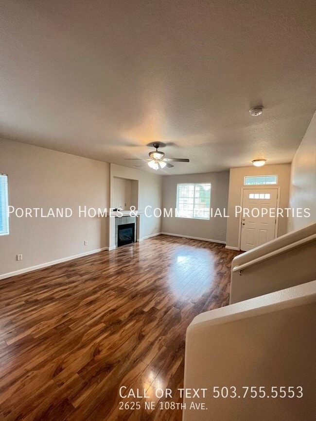 Building Photo - Spacious 3 bd / Large Backyard / Gardners ...