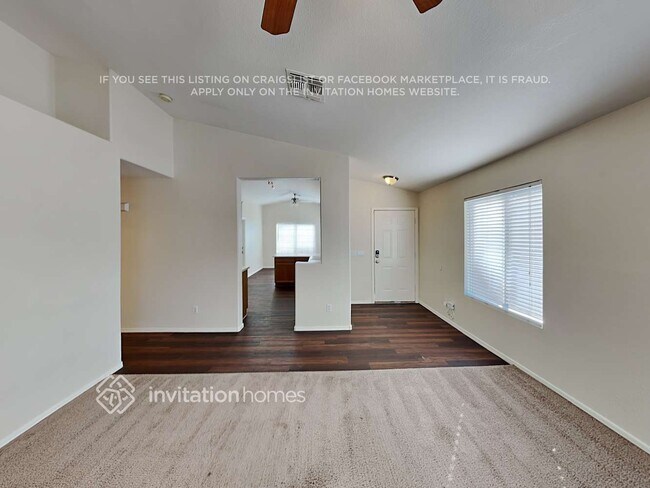 Foto del edificio - 24229 N 35th Dr