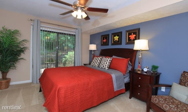 Building Photo - 1 br, 1 bath Apartment - Springs Gill Park