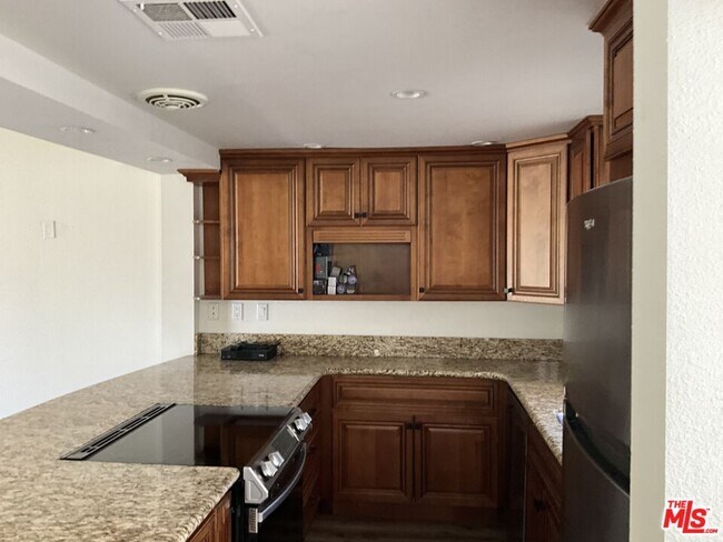 Building Photo - 40588 Pebble Beach Cir