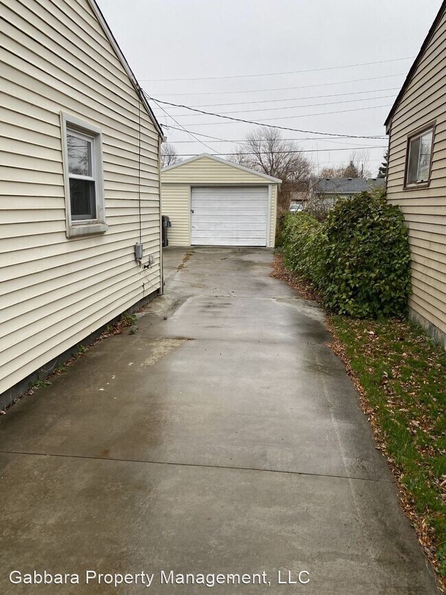 Building Photo - 3 br, 1 bath House - 21950 Vale