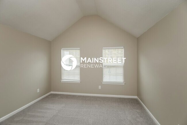 Foto del edificio - 4 Bedroom Pet-Friendly Home in Douglasville, GA with Main Street Renewal