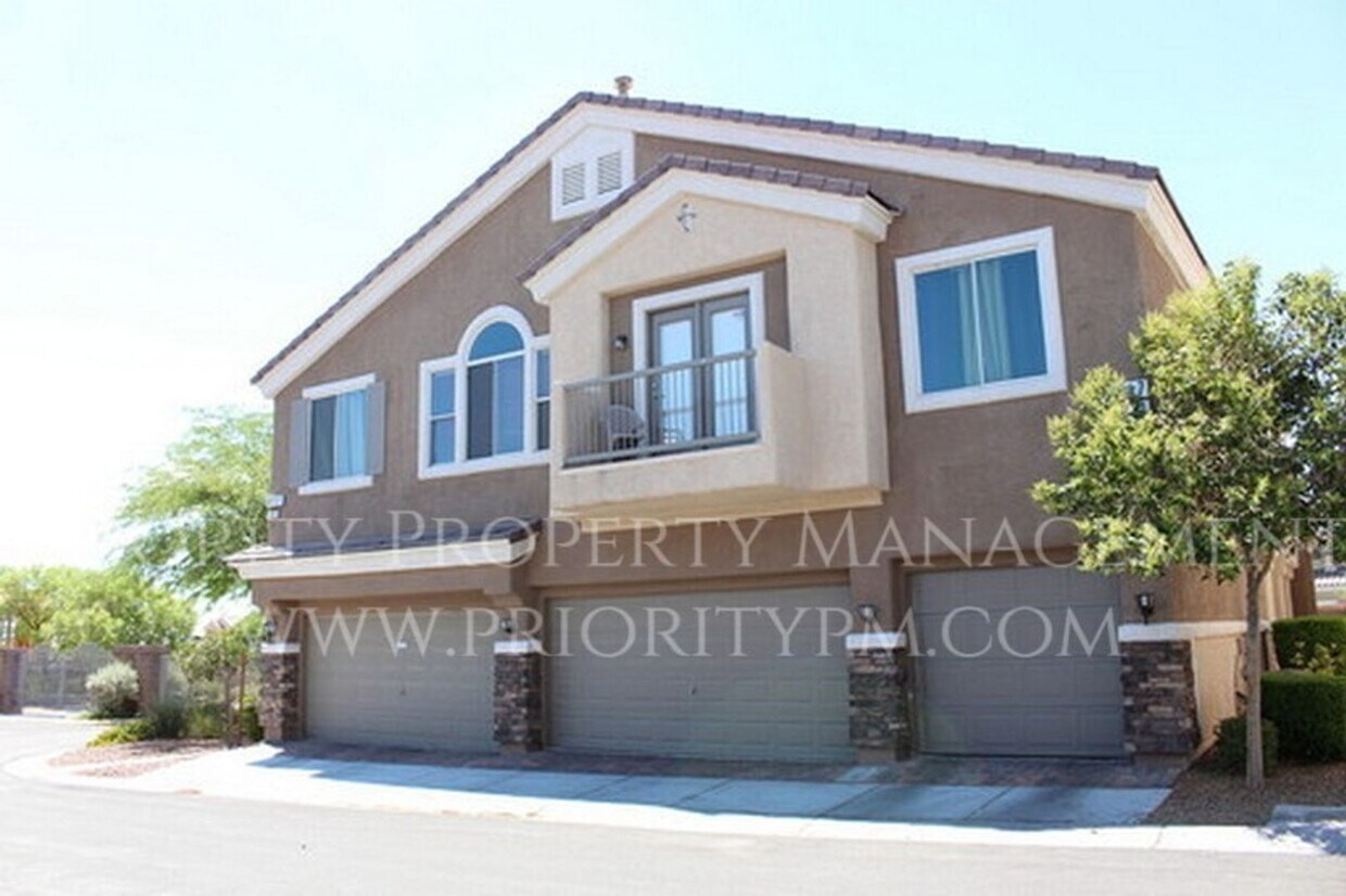 Foto principal - ~BEAUTIFUL ELKHORN HIGH NOON CONDO! FRESHL...