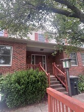 Building Photo - 184 Emerald Dr