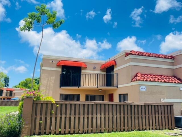 Foto principal - 8218 Severn Dr