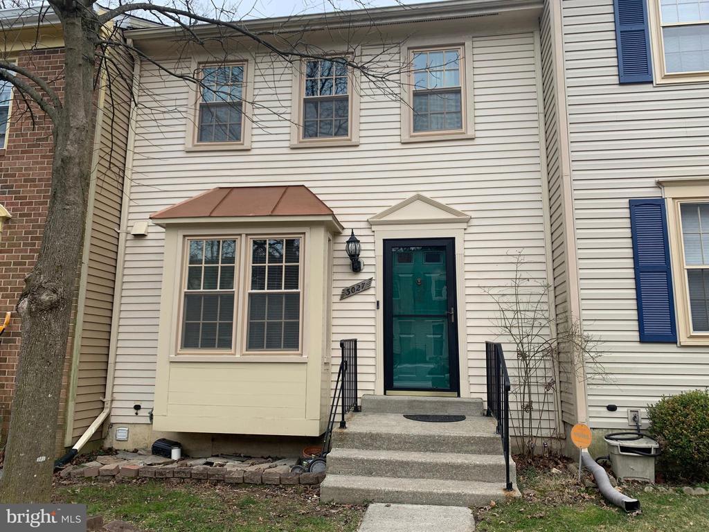 Primary Photo - 3027 Mozart Dr