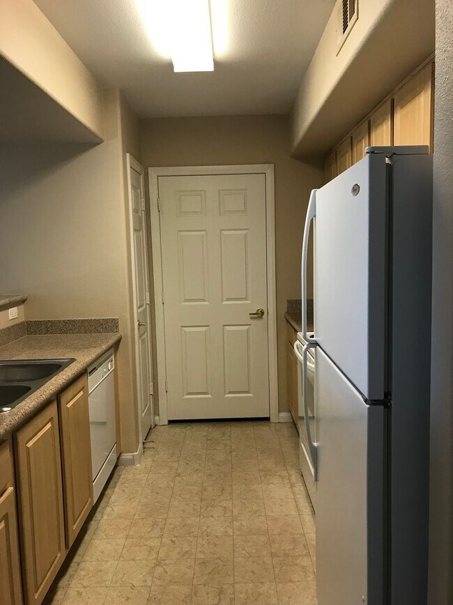 Foto del edificio - Cozy 1 Bedroom Condo 2nd Floor At Coronado...