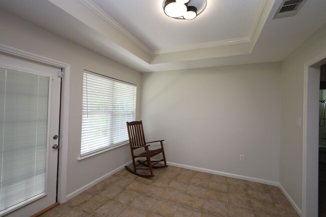 Building Photo - 4125 Springruff Dr