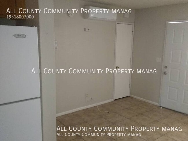 Foto del edificio - 74017 Cactus Dr