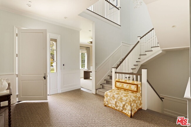 Building Photo - 524 Ocampo Dr