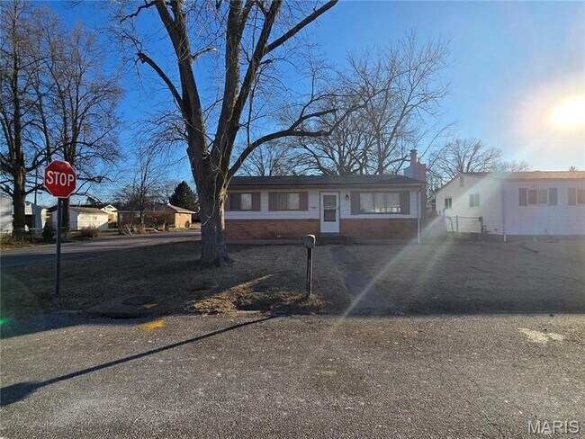 Foto del edificio - 1200 Rhea Ave