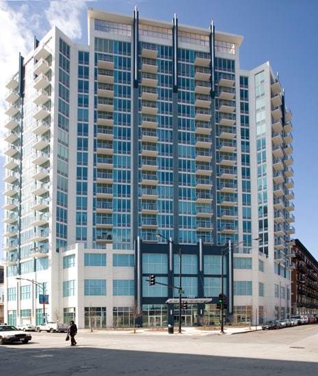 Lakeside Tower - 1600 S Indiana Ave