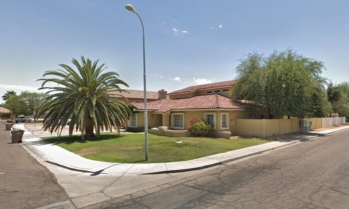 Primary Photo - 7227 W Larkspur Dr