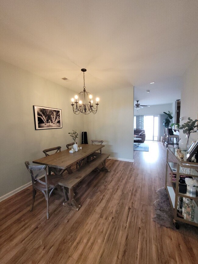 Building Photo - Spacious, Four Bedroom Townhouse With a View!