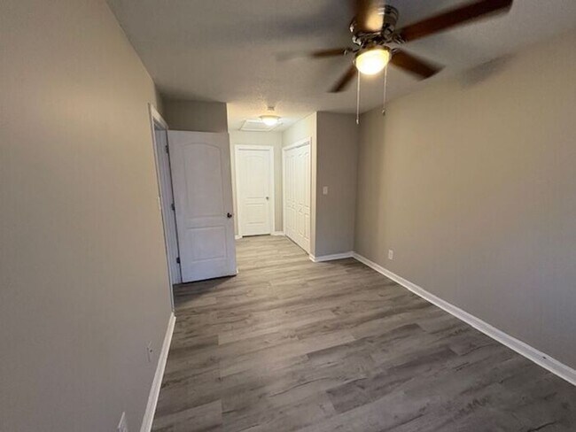 Foto del edificio - Now available!