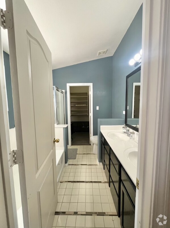 Western Ridge at Ventana Ranch West Apartments for Rent with Utilities