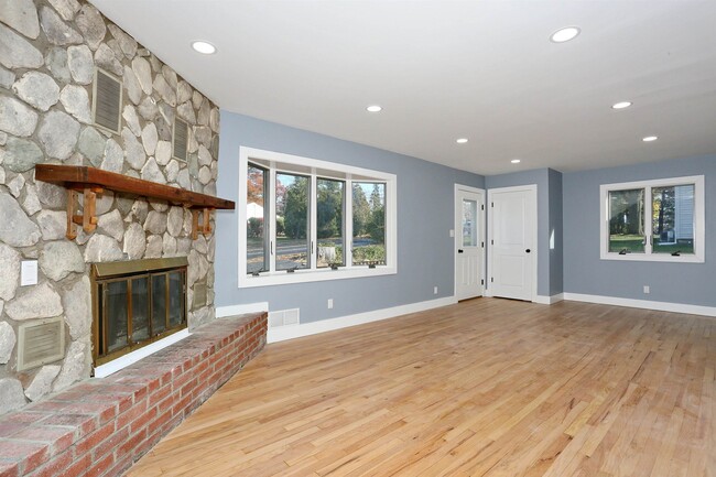 Building Photo - 344 Oradell Ave