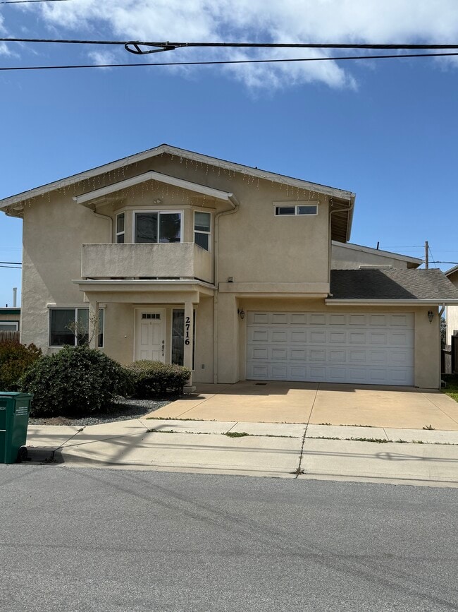 Foto del edificio - 2716 Main St