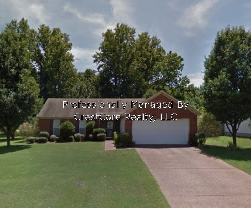 Primary Photo - 50 Laurel Ln