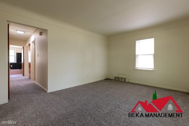 Building Photo - 3 br, 1 bath House - 20450 Centralia