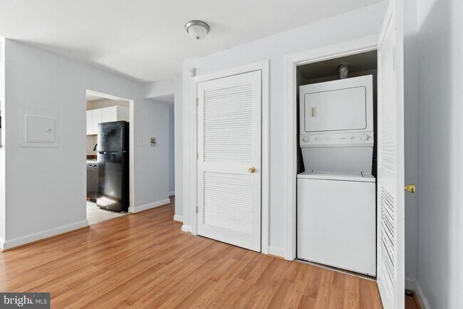 Foto del edificio - 709 Brandywine St SE