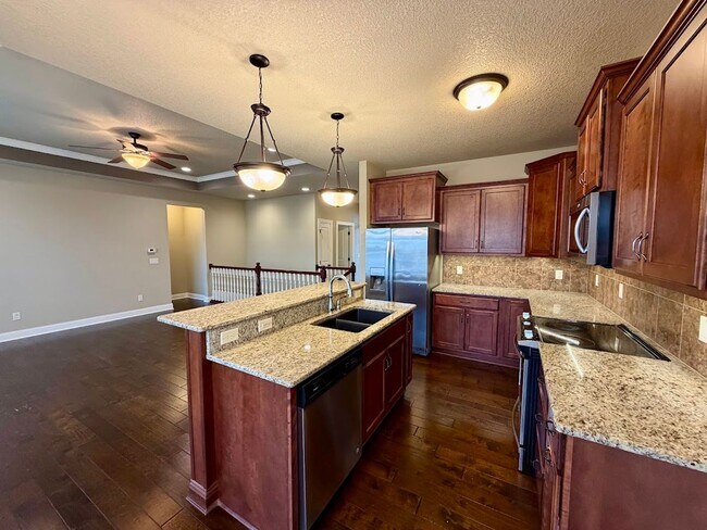 Building Photo - 2717-2721 London Dr