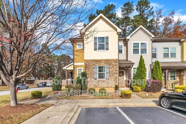 Foto del edificio - 698 Wickham Ridge Rd