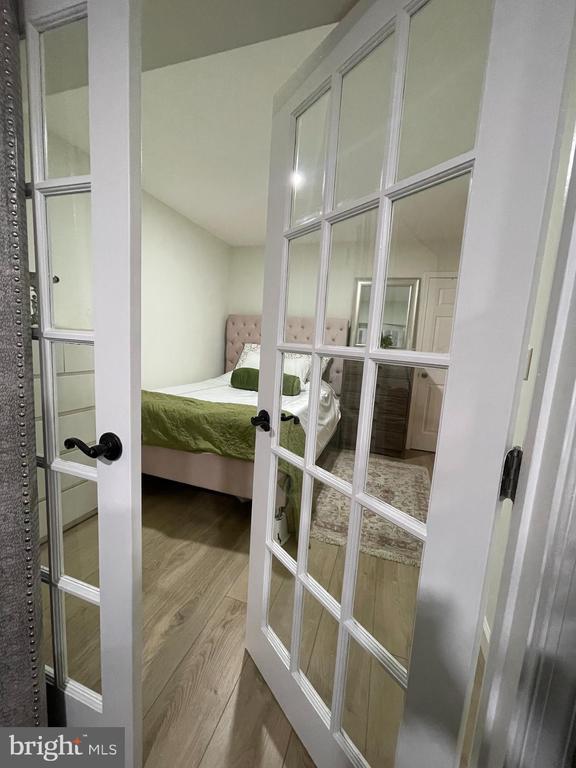 Foto del edificio - 304 Anderson Ave