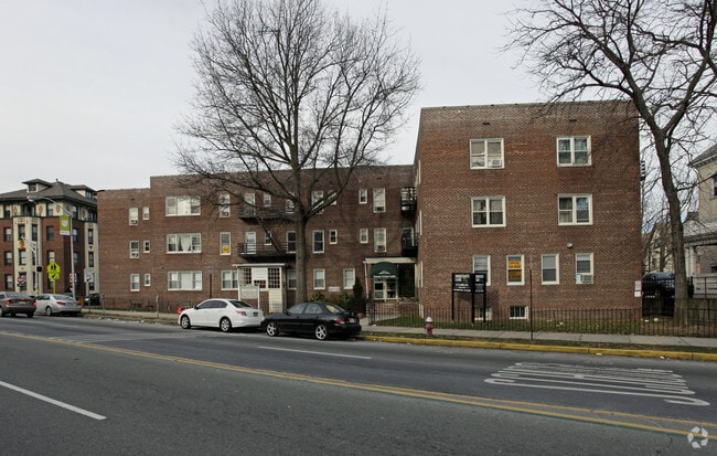 Kennedy Gardens Condos
