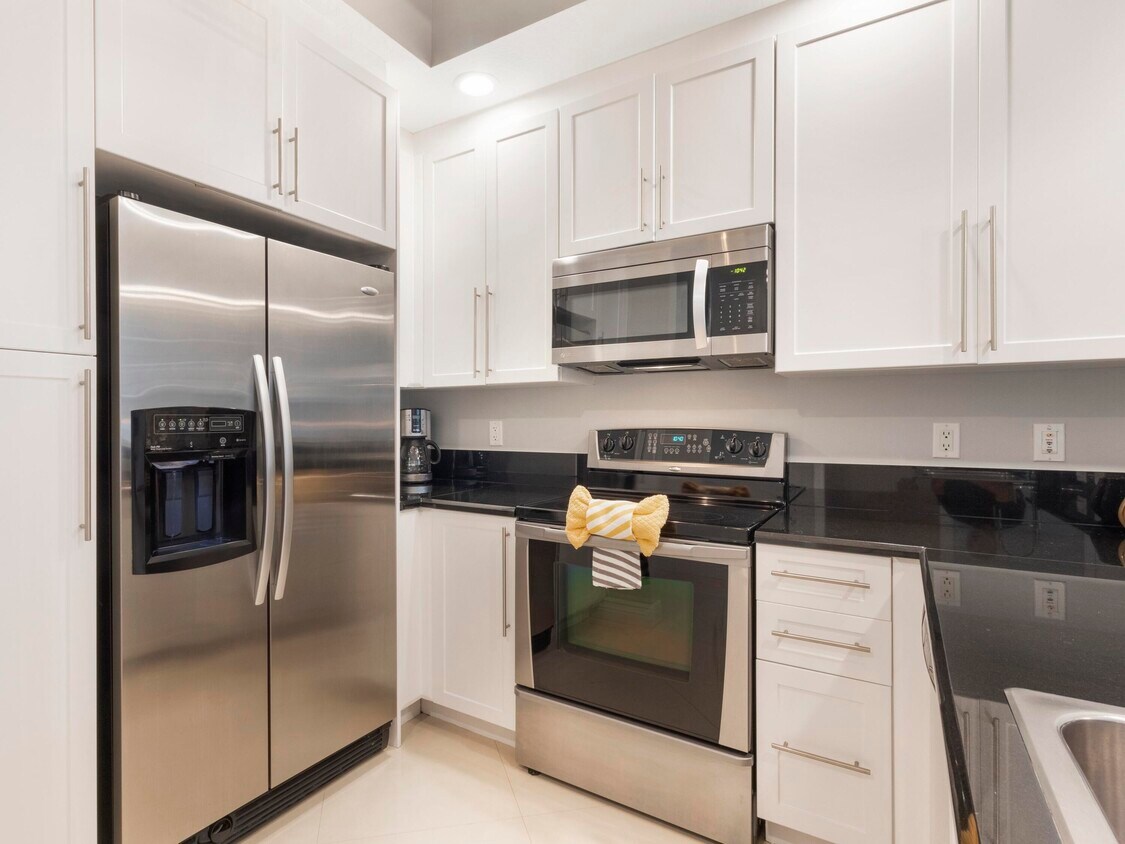 Foto principal - 701 S Olive Ave