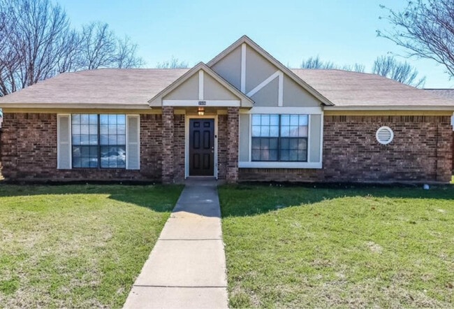 Building Photo - 4508 Neal Dr