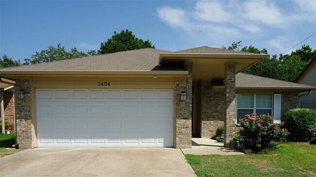 Foto del edificio - 1404 Peachtree Valley Dr