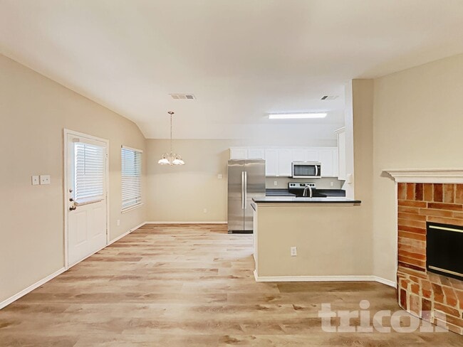 Building Photo - 105 Stone Haven Place Waxahachie TX