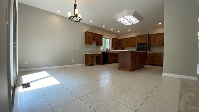 Foto del edificio - Gated community! Ranch style Home for lease or lease-option to purchase