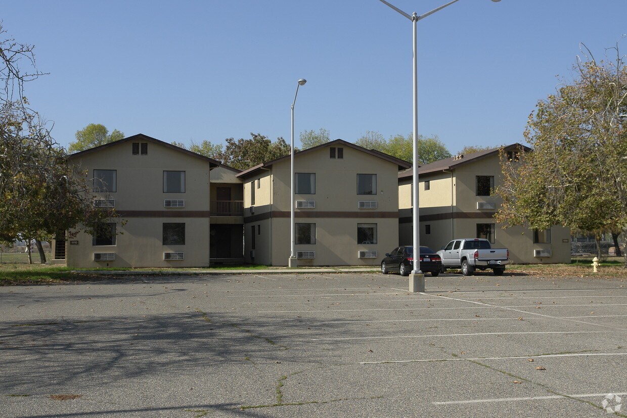 Building Photo - 1110 Hospital Rd
