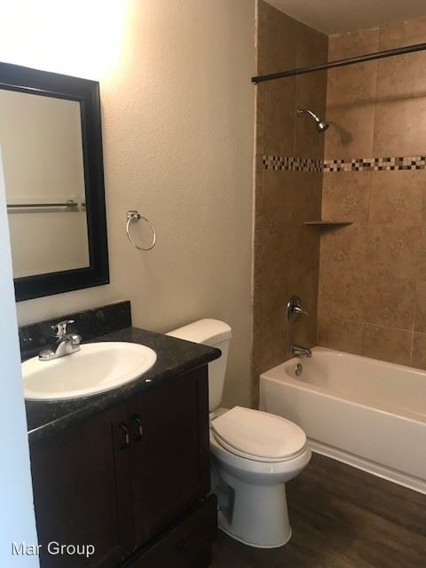 Building Photo - 2 br, 1 bath Apartment - 3295-99 Imperial Ave