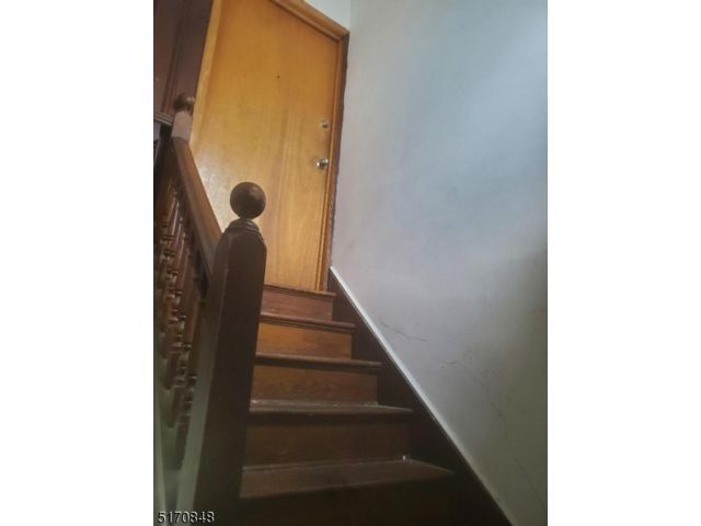 Foto del edificio - 698 Clifton Ave