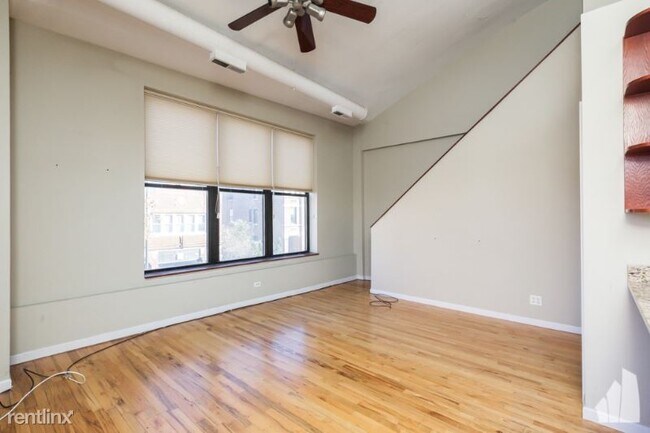 Foto del edificio - 2000 W Haddon Ave