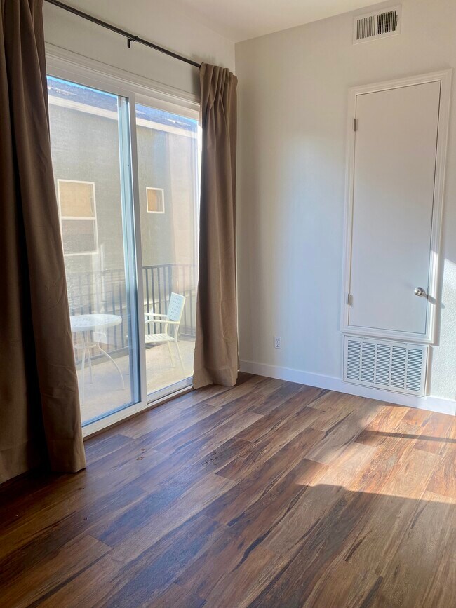 Dining Room - 10877 Wraysbury Way
